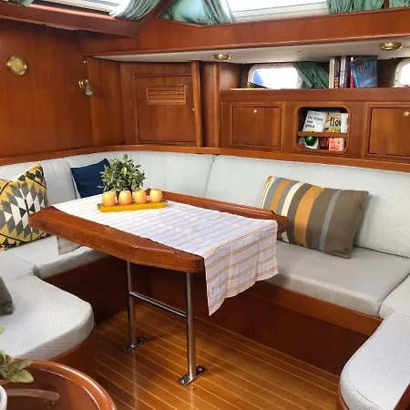 April At From 1 Mai On The Go To Paramaribo Suriname Incl B&b& Skipper