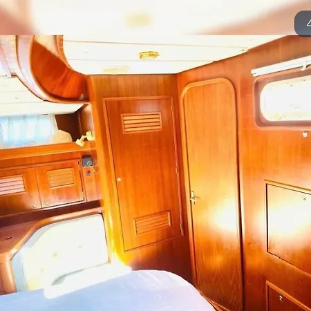 Botel Lyra ocean sailing yacht: Contest 48 Medemblik