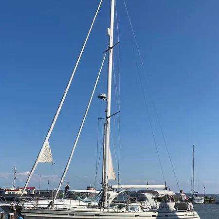 Lyra ocean sailing yacht: Contest 48 *
