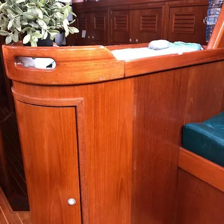 April At From 1 Mai On The Go To Paramaribo Suriname Incl B&b& Skipper *