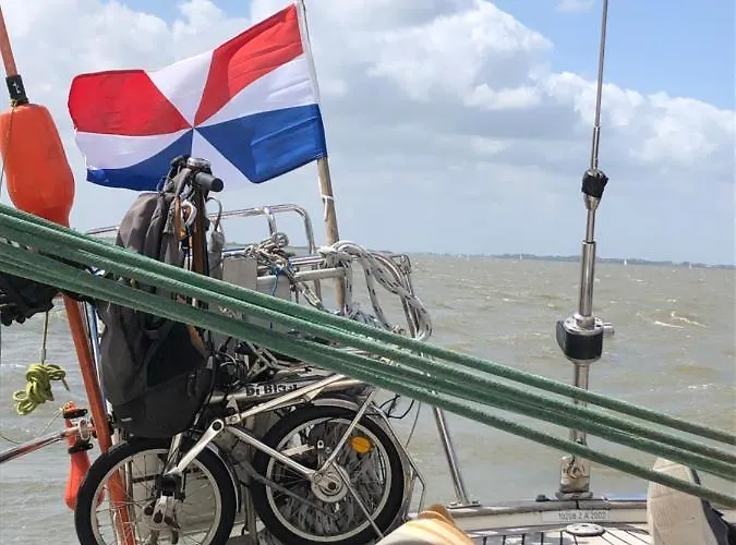 Enjoy Sailing From Hoorn To Dartmouth 1 May Till 13 May And From 15 May To Lissabon Arriving 27 May Or 29 Mai To Algarve Vilamoura Arriving 10 June