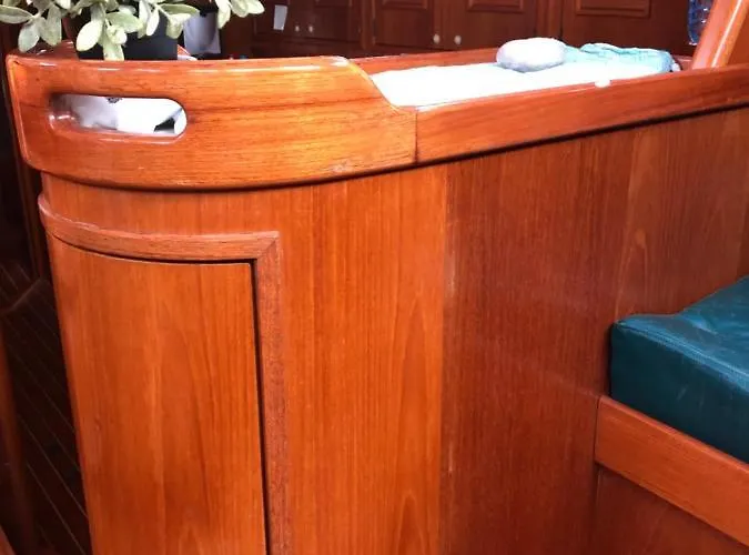 Enjoy Sailing From Hoorn To Dartmouth 1 May Till 13 May And From 15 May To Lissabon Arriving 27 May Or 29 Mai To Algarve Vilamoura Arriving 10 June *